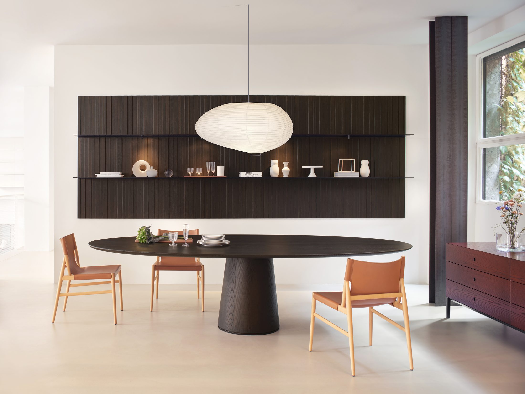Materic Ovale Table